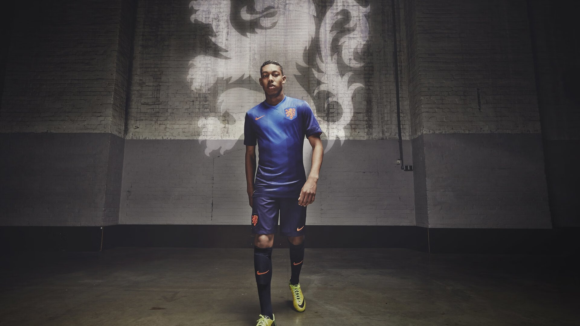 拜仁锋线新宠崭露头角,未来大势在望,拜仁神锋